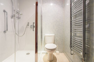 Photo 28- click for photo gallery